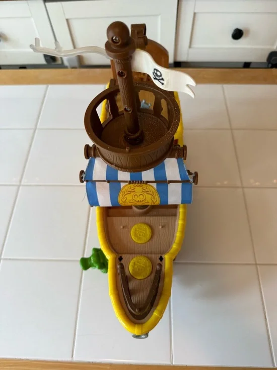 Disney Jake & The Neverland Pirate Ship & Telescope Lot -Ship Talks & Sings 2011 - Picture 4 of 11